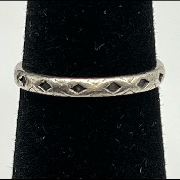 Wheeler Manufacturing Co. Jewelry - WMco WHEELER MANUFACTURING COMPANY STERLING SILVER RING SIZE 4